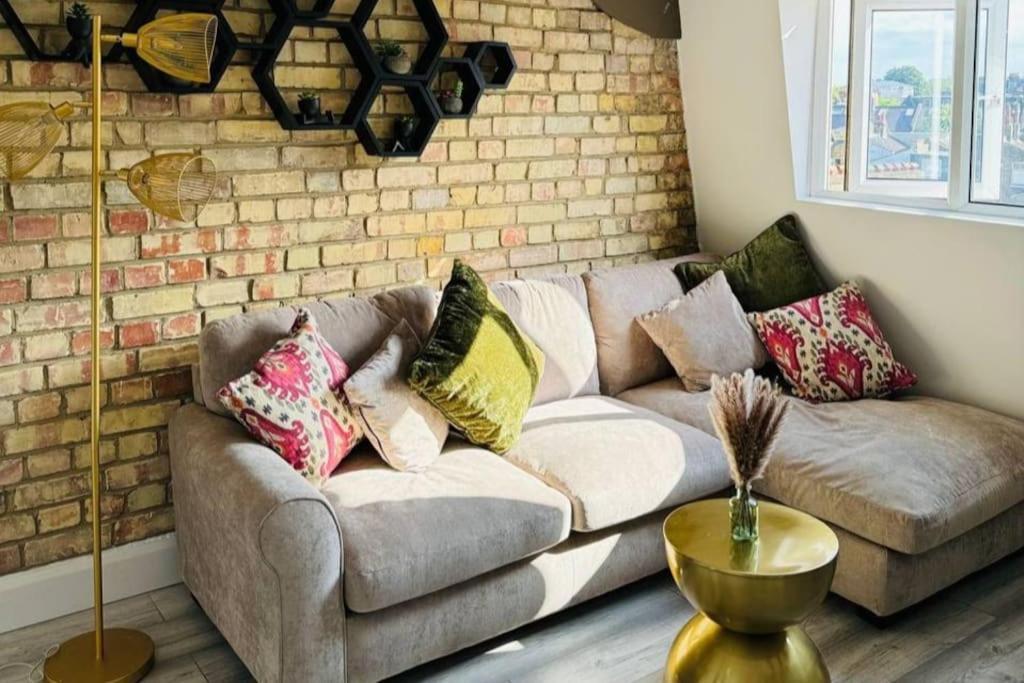 Appartamento Stylish Two-Story London Retreat Esterno foto