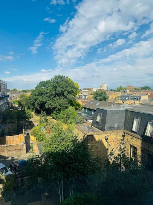 Appartamento Stylish Two-Story London Retreat Esterno foto